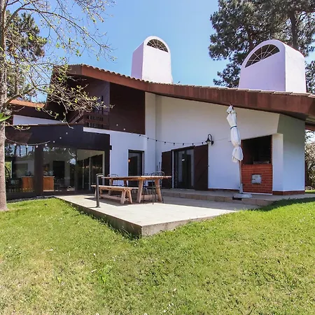 Holiday home Casa Do Ourives - Renewed Charneca (Setubal)