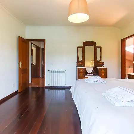 펜션 Casa Do Ourives - Renewed 차르네카