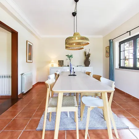 Holiday home Casa Do Ourives - Renewed Charneca (Setubal)